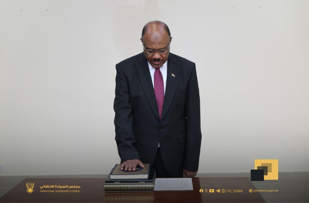 محي الدين سالم يؤدي القسم وزيراً للخارجية والتعاون الدولي